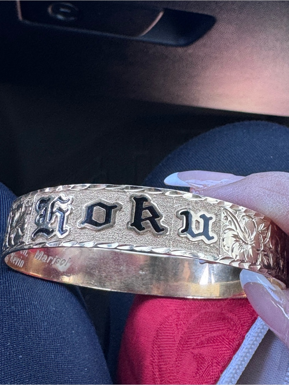 Hawaiian Bracelet “Hoku” Engraved 1 oz 14K solid gold 8.5 circumference